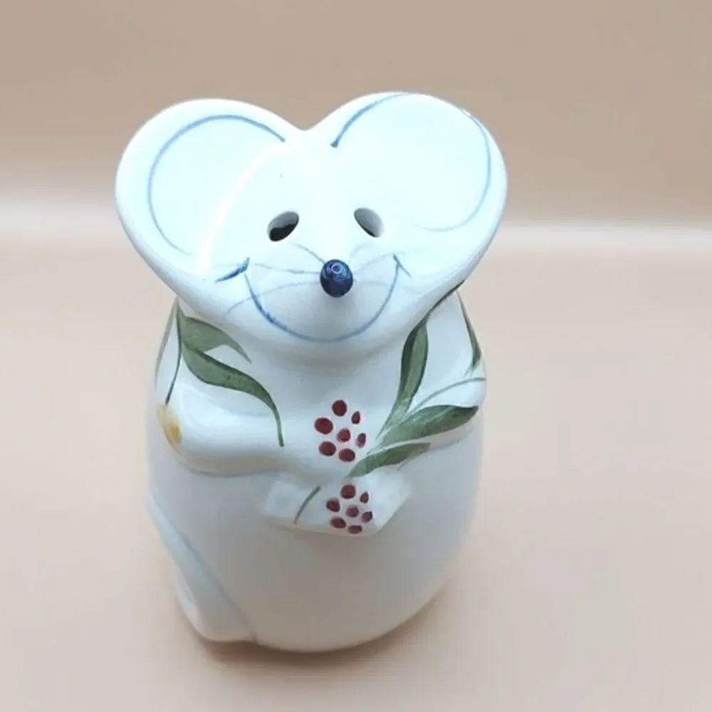 Vintage Gates-Ware Ceramic Mouse Cheese Shaker